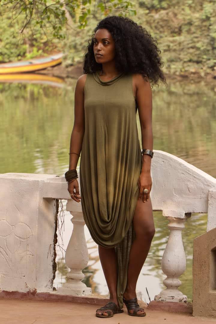 Ripple Dress / High Neck - Green
