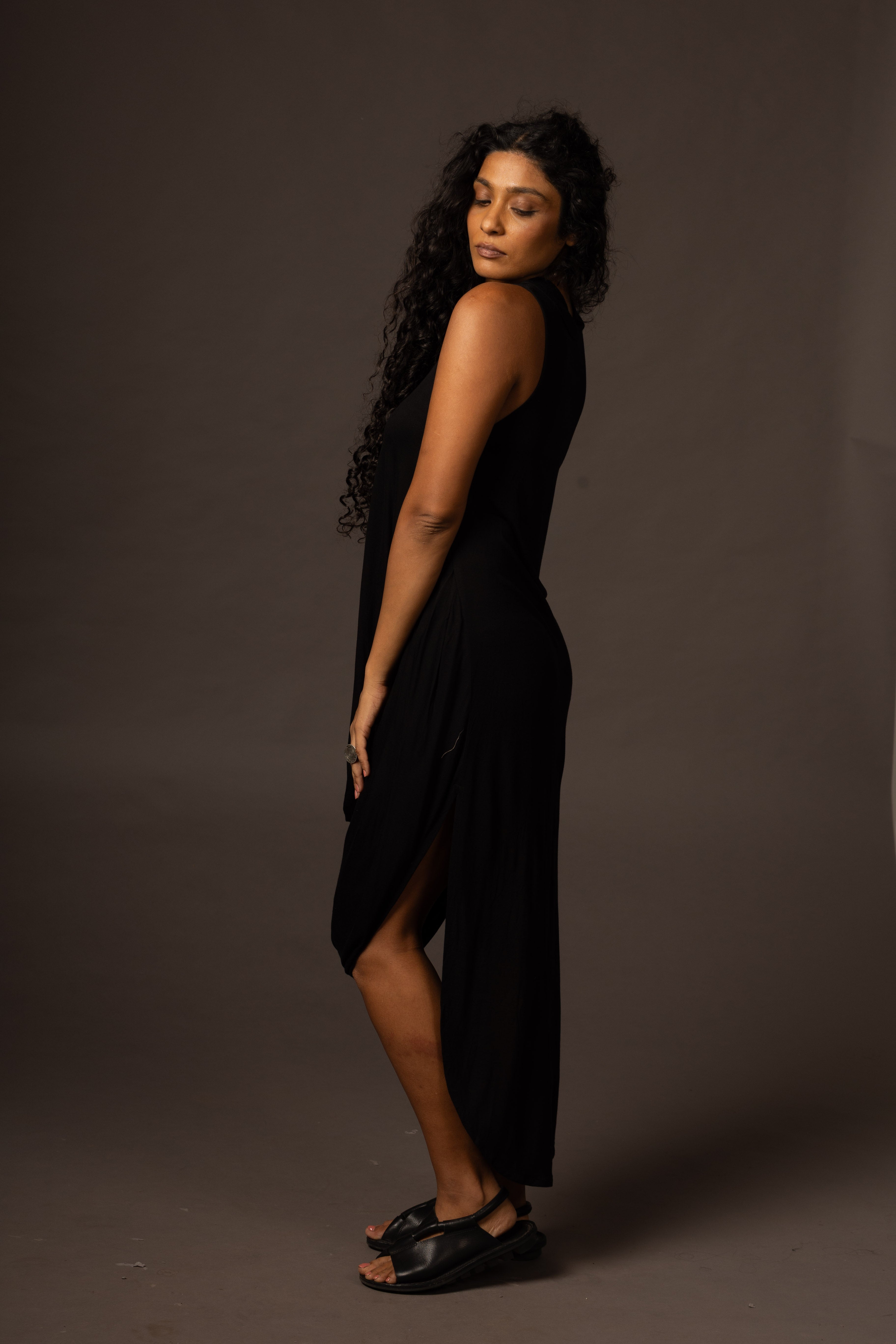Ripple Dress / High Neck - Black