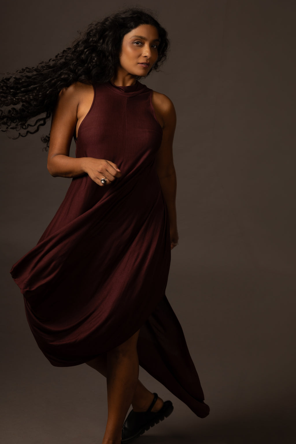 Ripple Dress / High Neck - Maroon