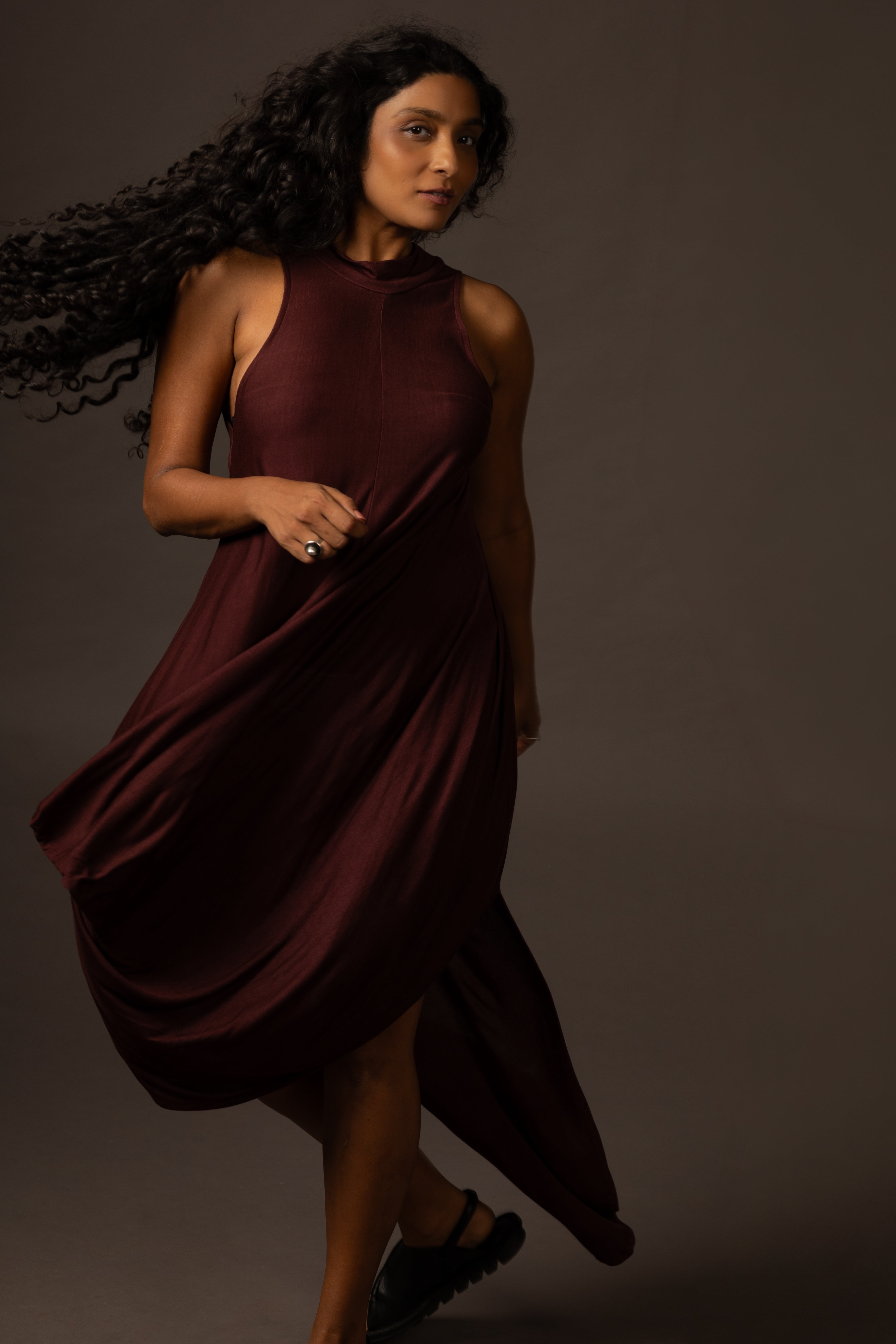 Ripple Dress / High Neck - Maroon