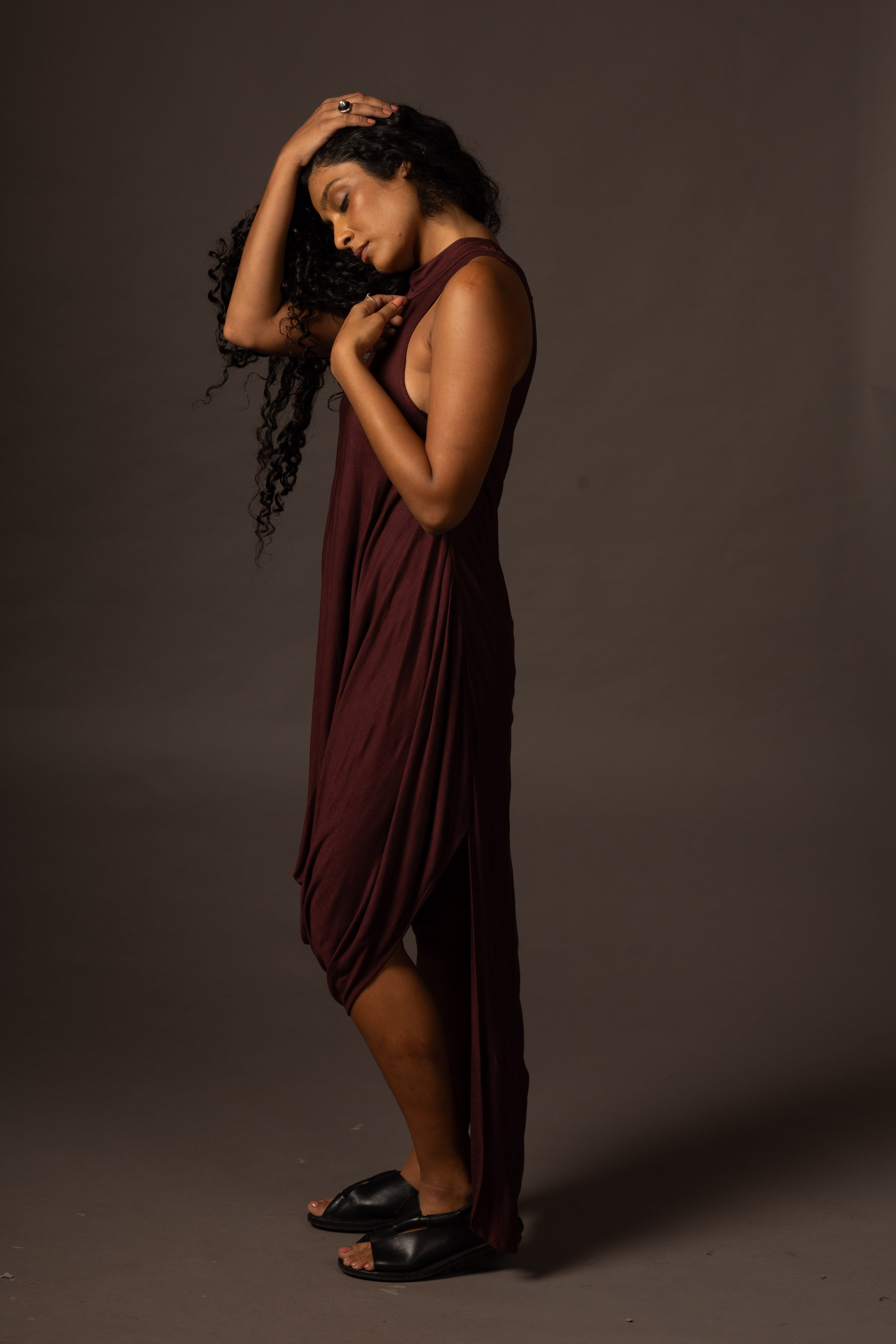 Ripple Dress / High Neck - Maroon